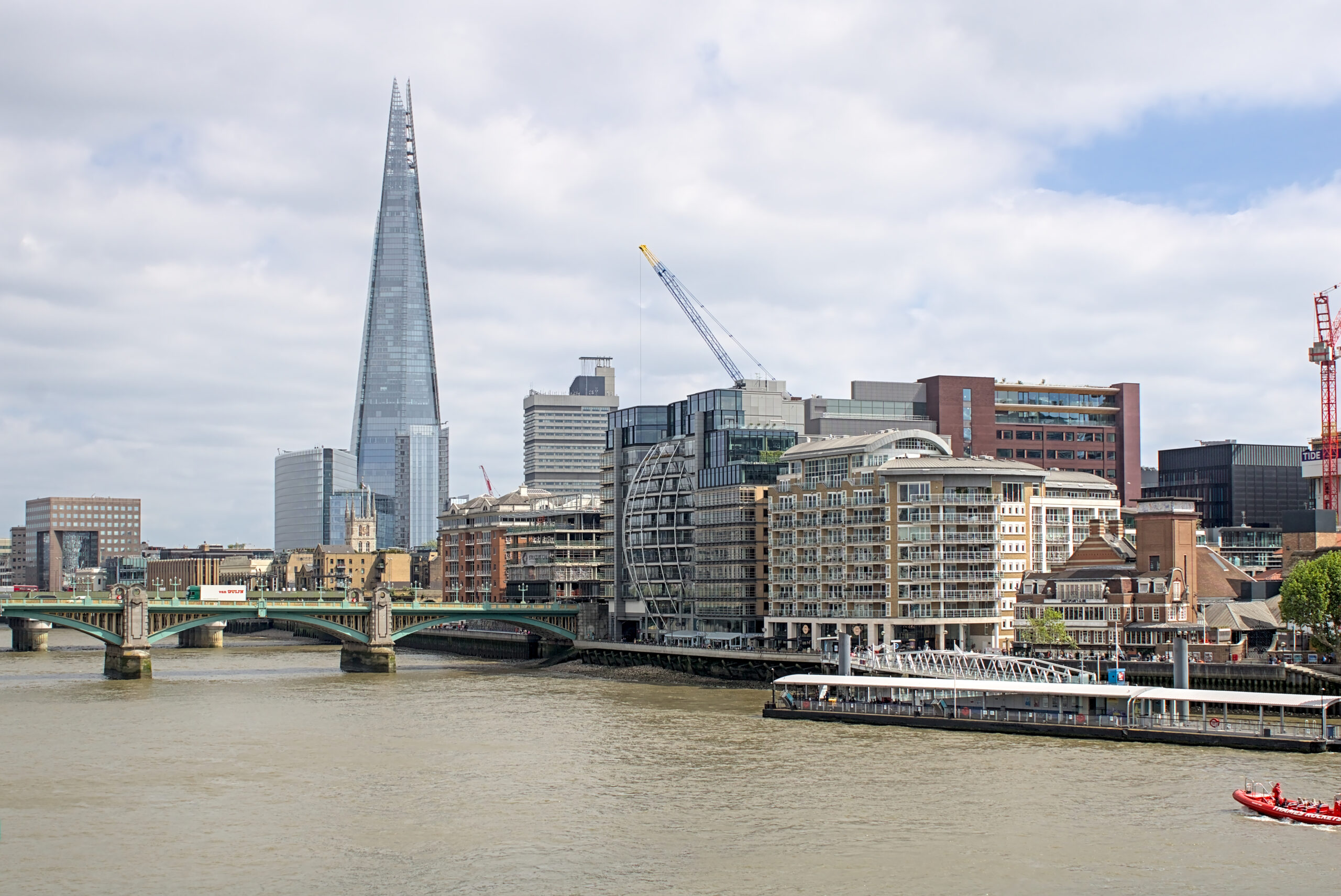 ワーナーブラザース・スタジオツアー・ロンドン外観