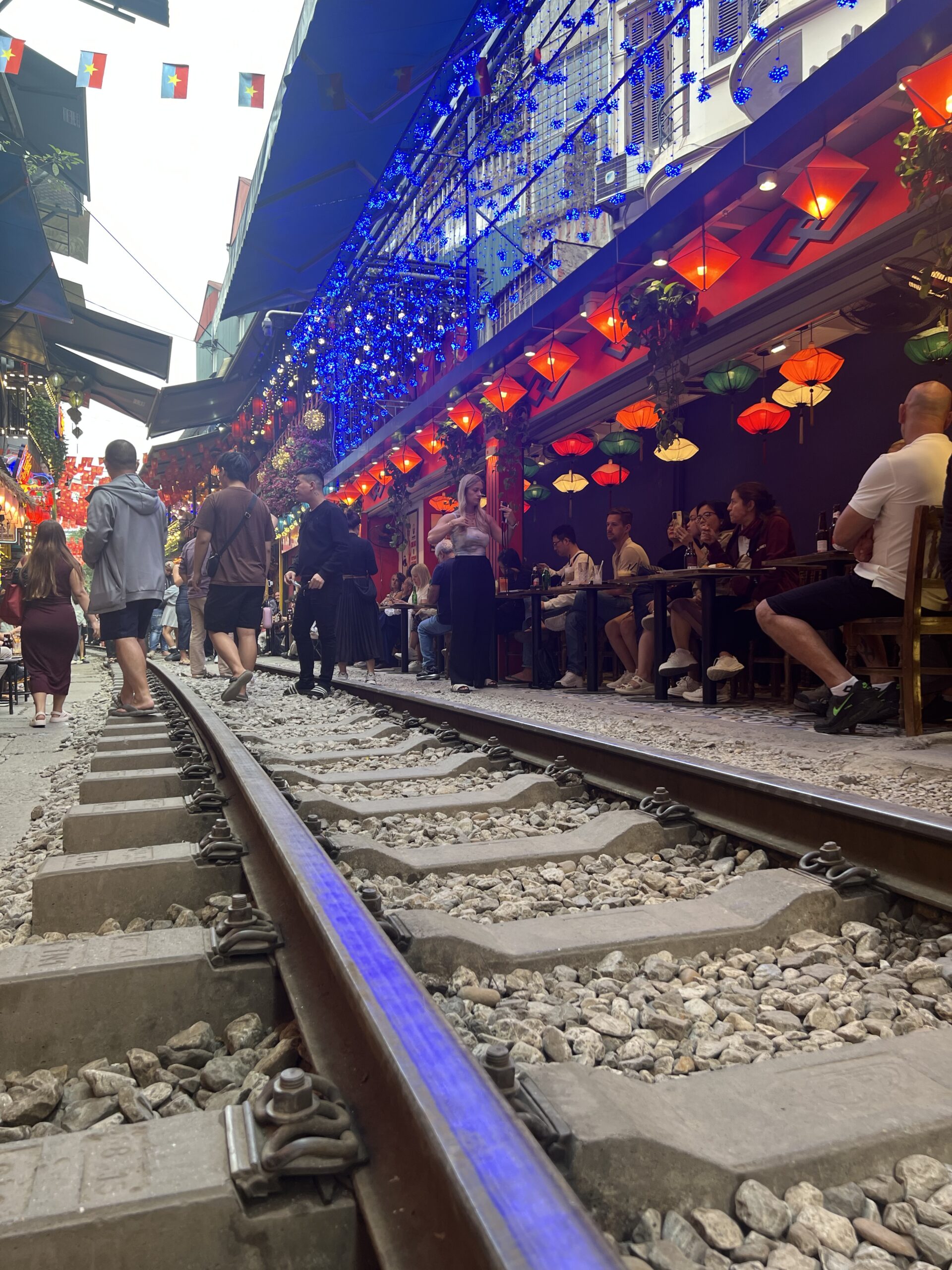 ハノイ・トレインストリートのカフェ